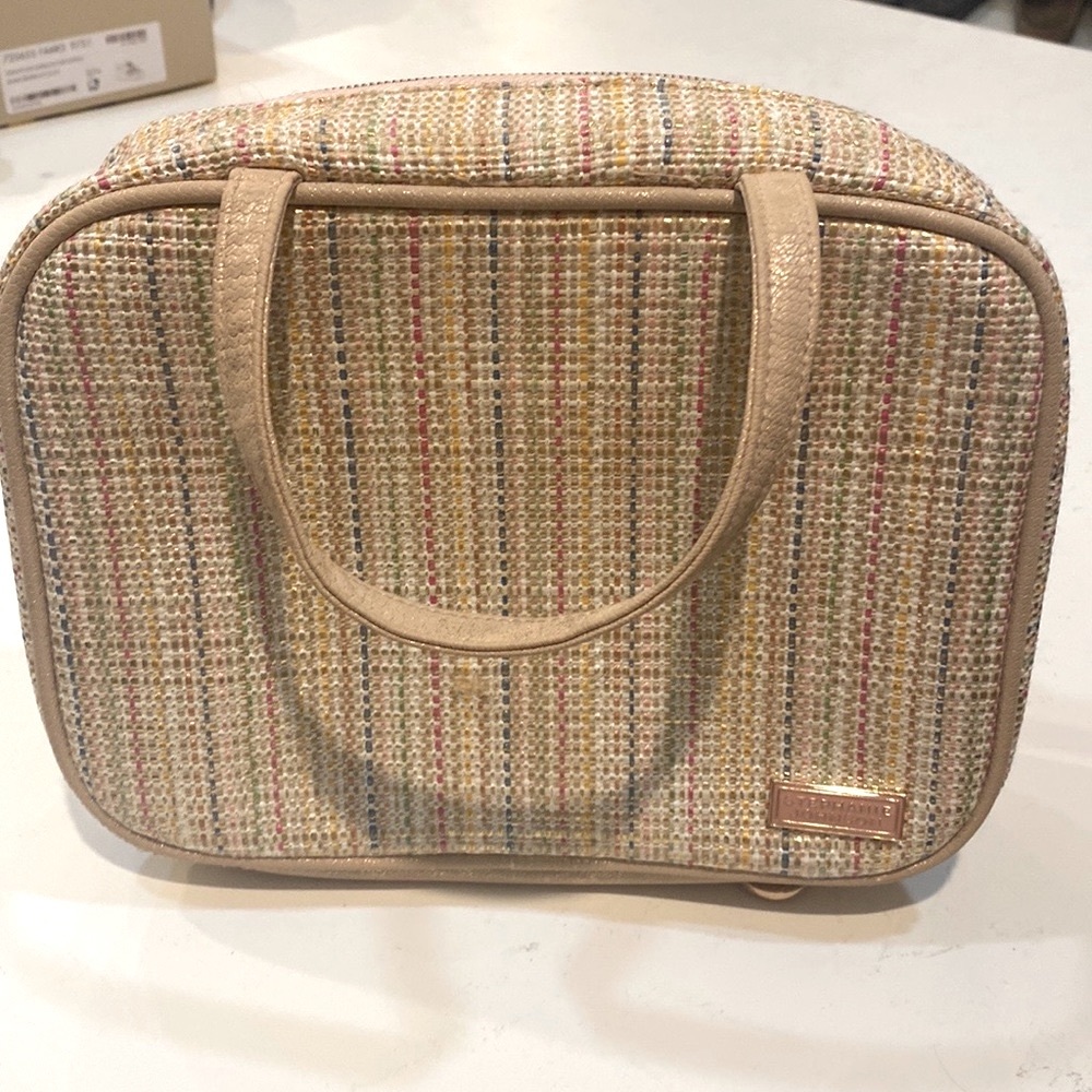 Stephanie Johnson Laura Makeup bag EUC